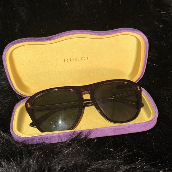 Gucci Other - Gucci Tortoise Shell Sunglasses